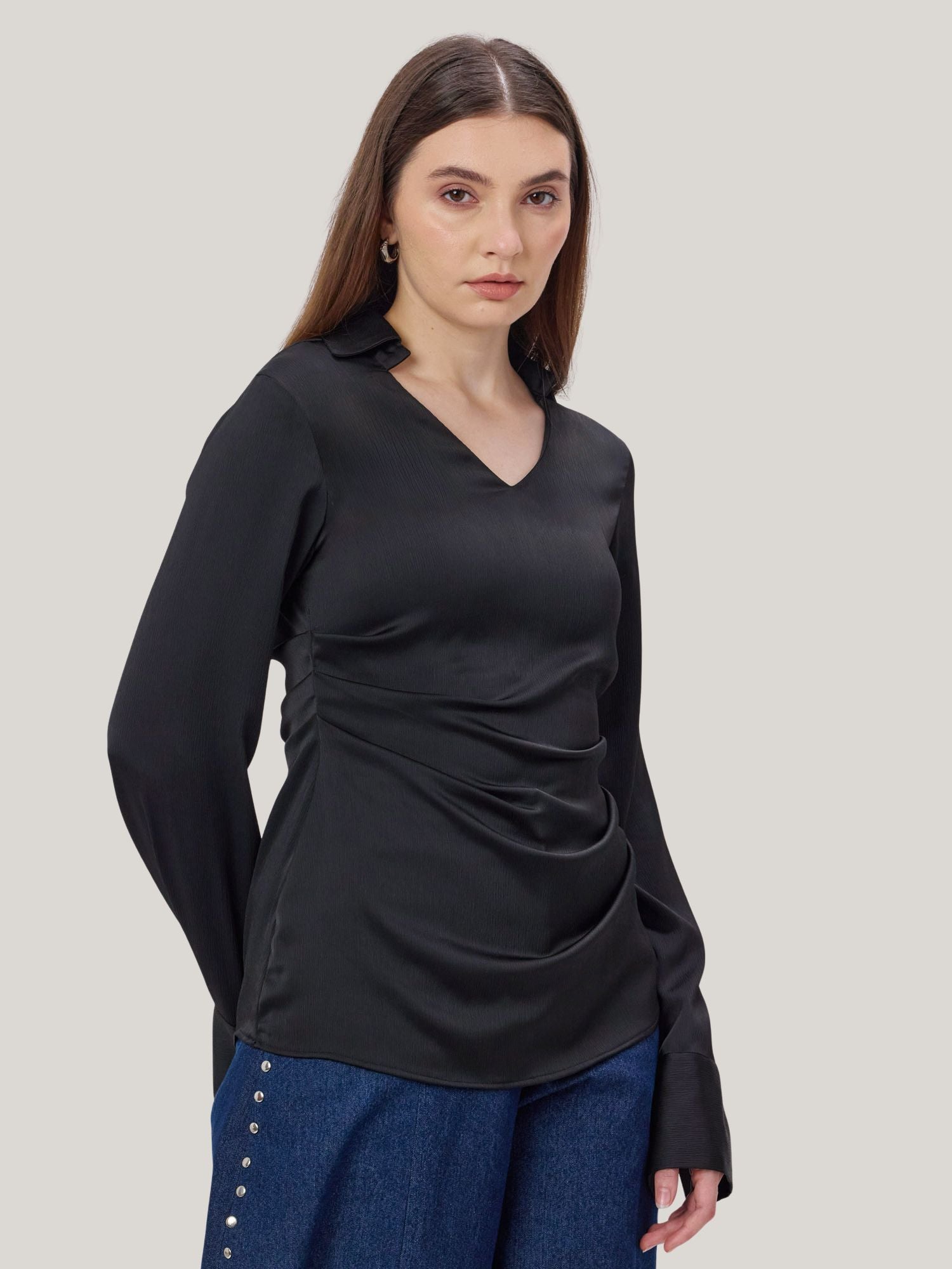 BLACK SATIN COLLARED TOP
