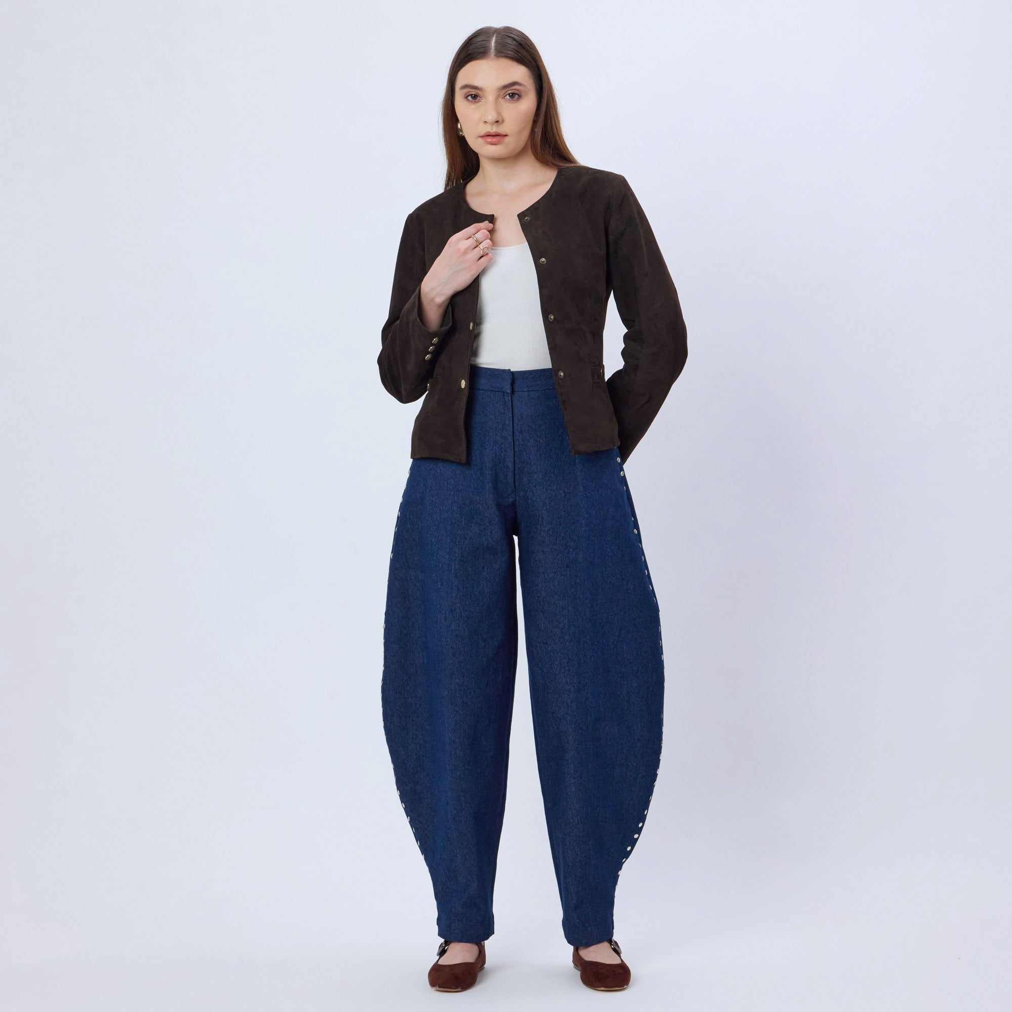 DARK BLUE STUDDED BARREL LEG JEANS