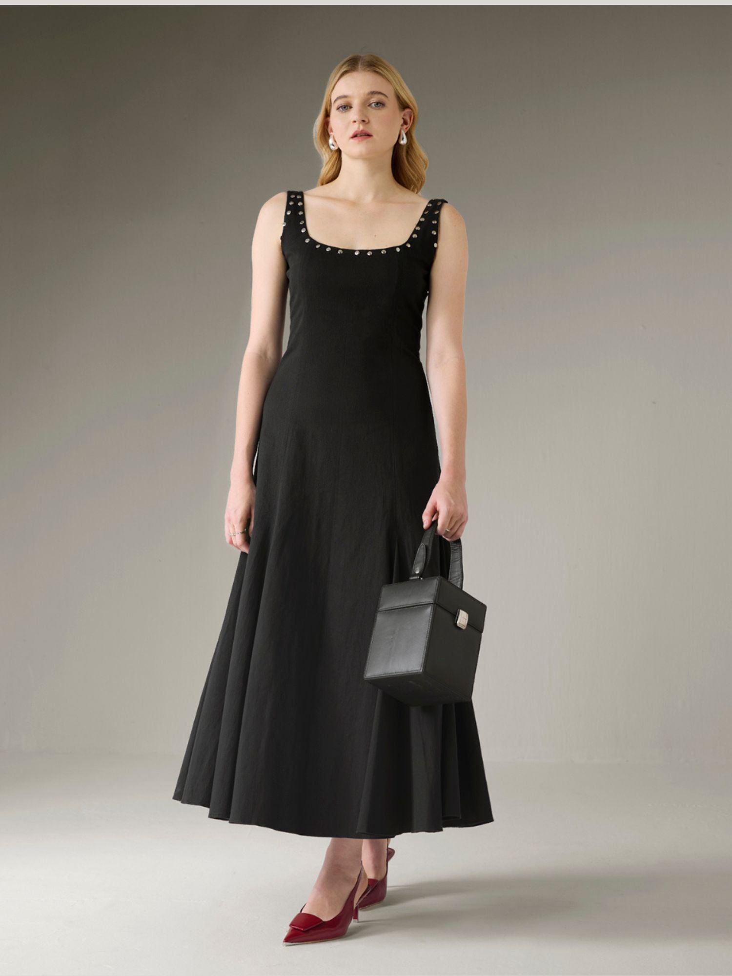 BLACK STUDDED COTTON BLEND MAXI DRESS – BCPH