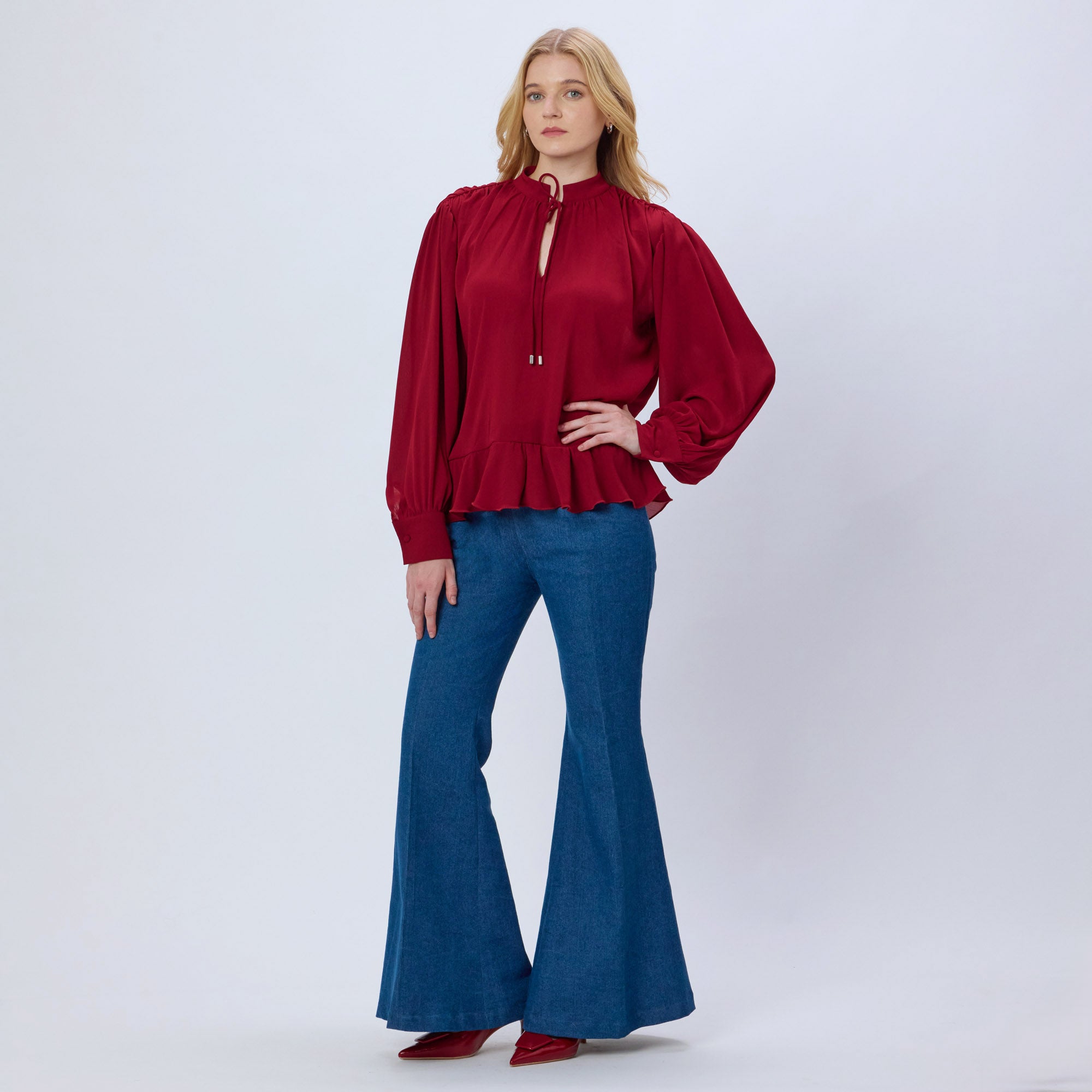 MAROON CHIFFON TIE-NECK TOP