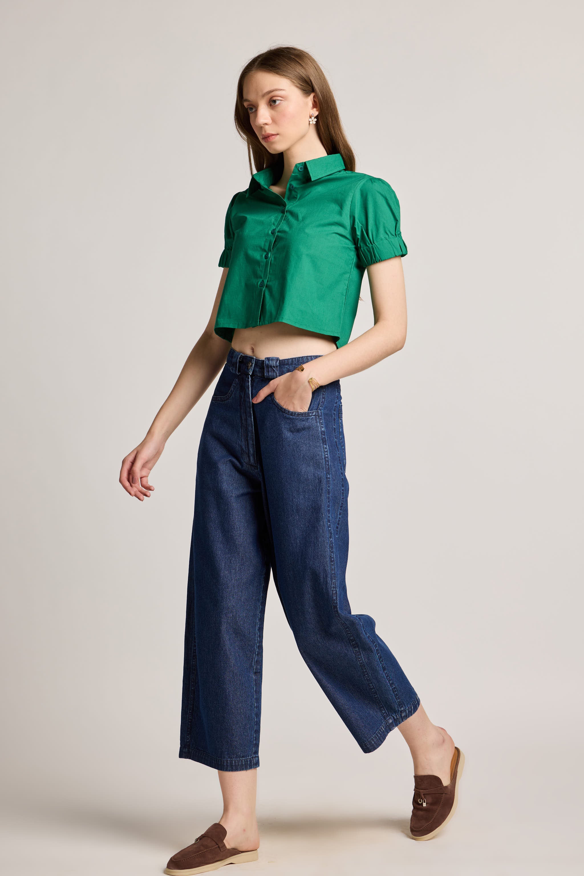 Cropped Green Puff Sleeve Shirt
