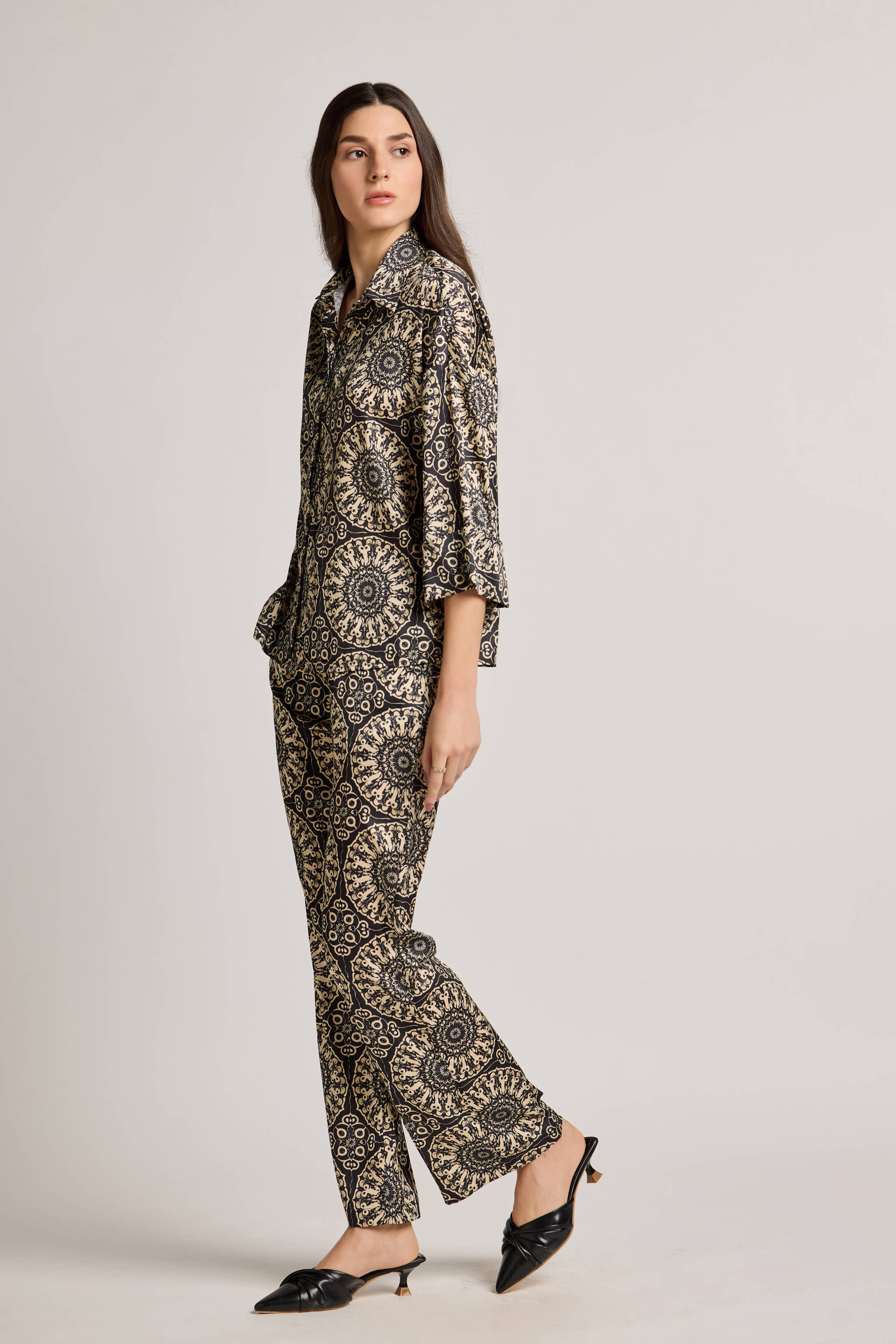Mandala Black Printed Pants