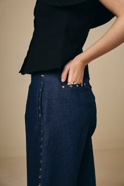 DARK BLUE STUDDED BARREL LEG JEANS