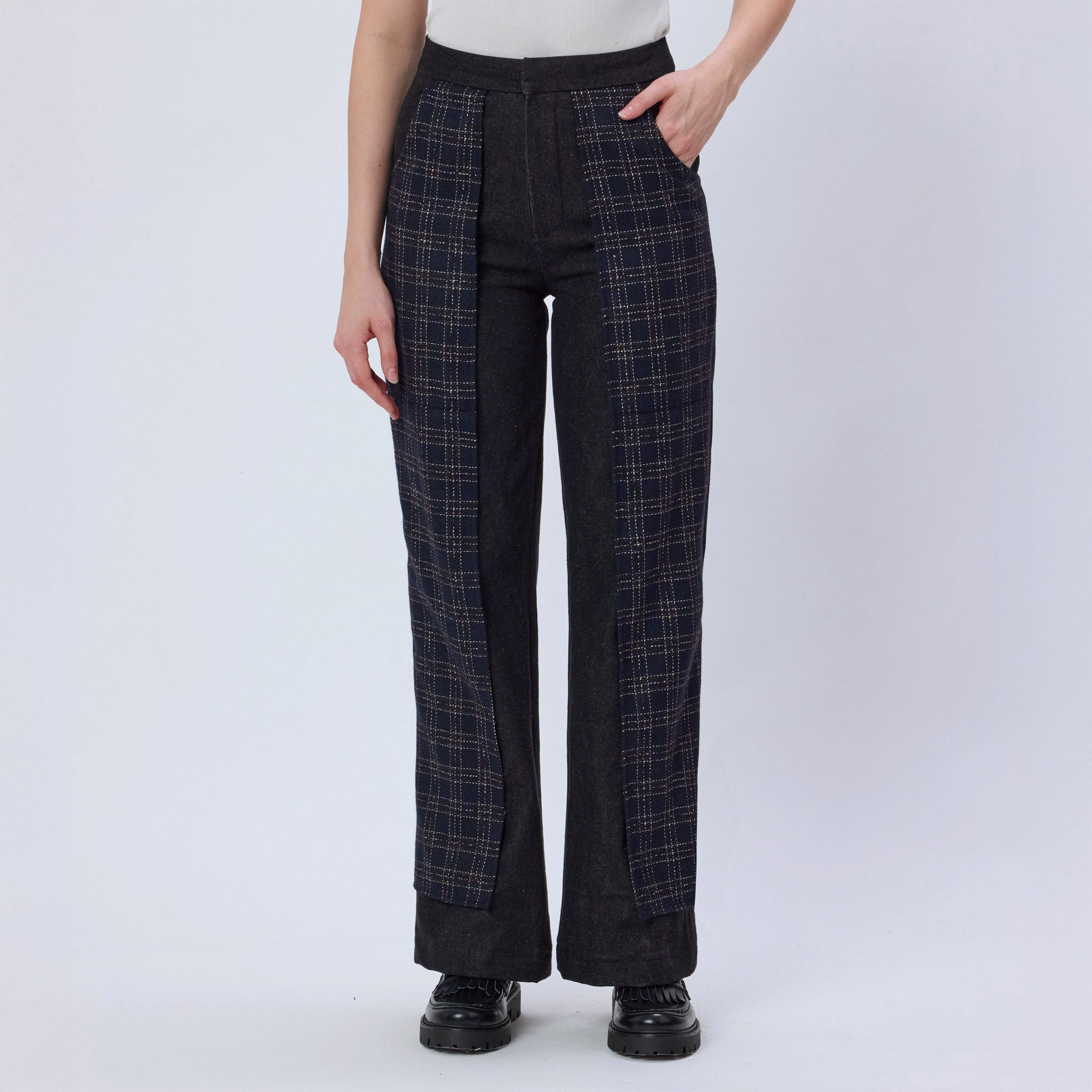 DENIM AND CHECKS TWEED PANTS