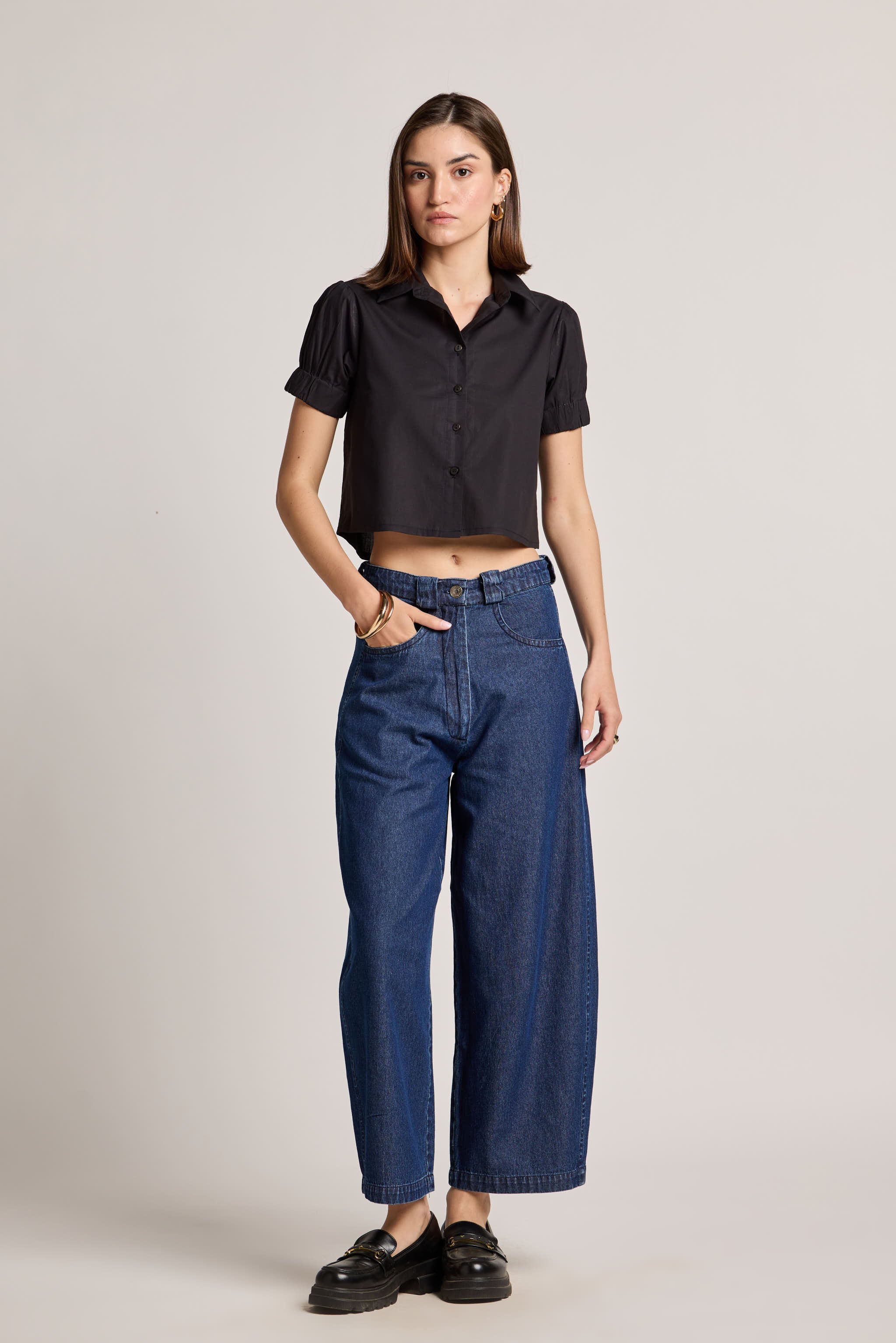 Cropped Black Puff Sleeve Shirt