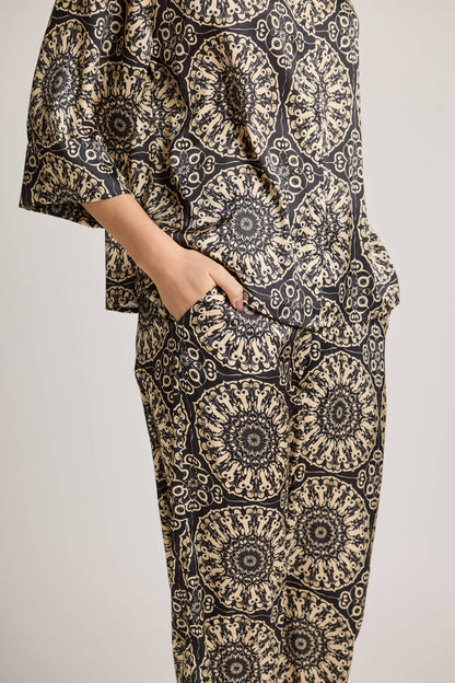Mandala Black Printed Pants