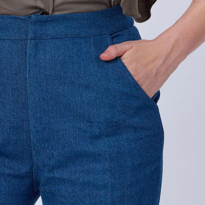 BLUE FLARED DENIM JEANS