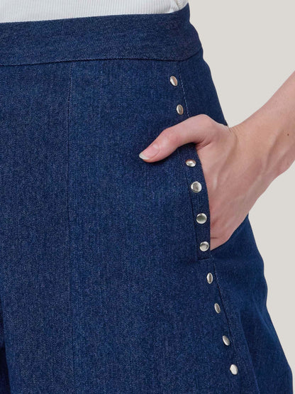 DARK BLUE STUDDED BARREL LEG JEANS