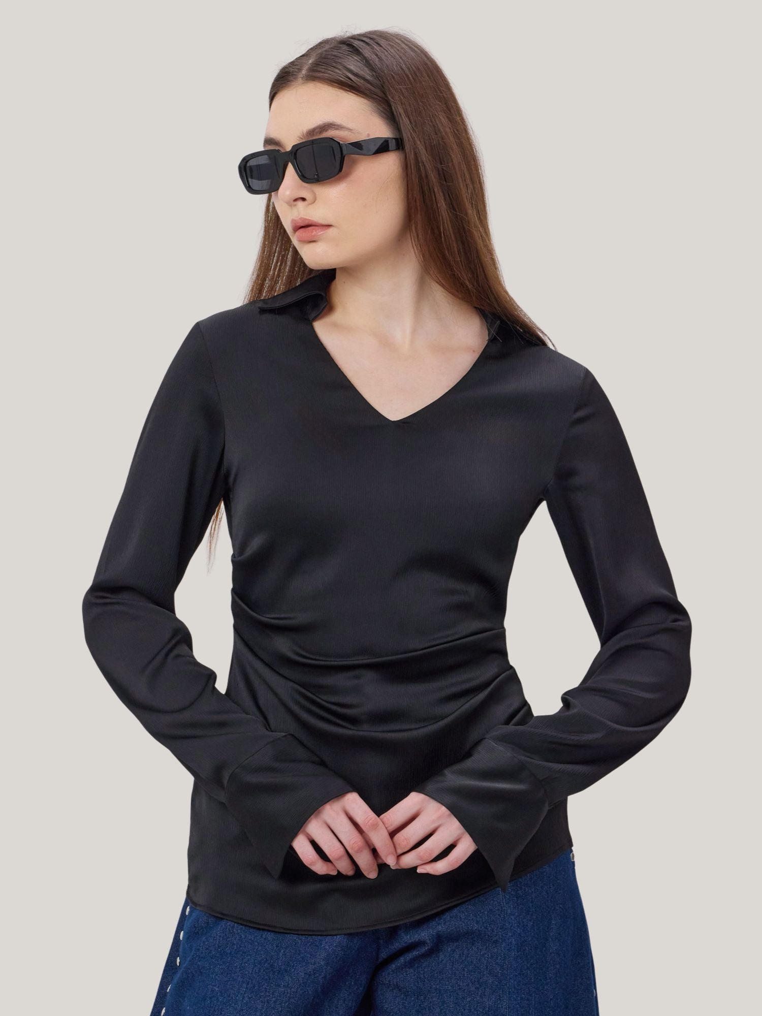 BLACK SATIN COLLARED TOP