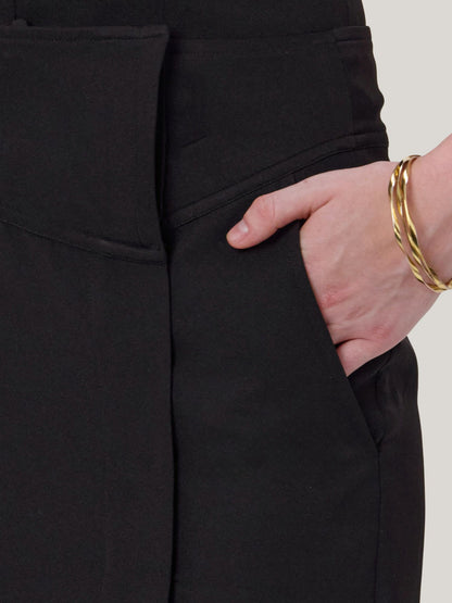 BLACK PENCIL MIDI SKIRT