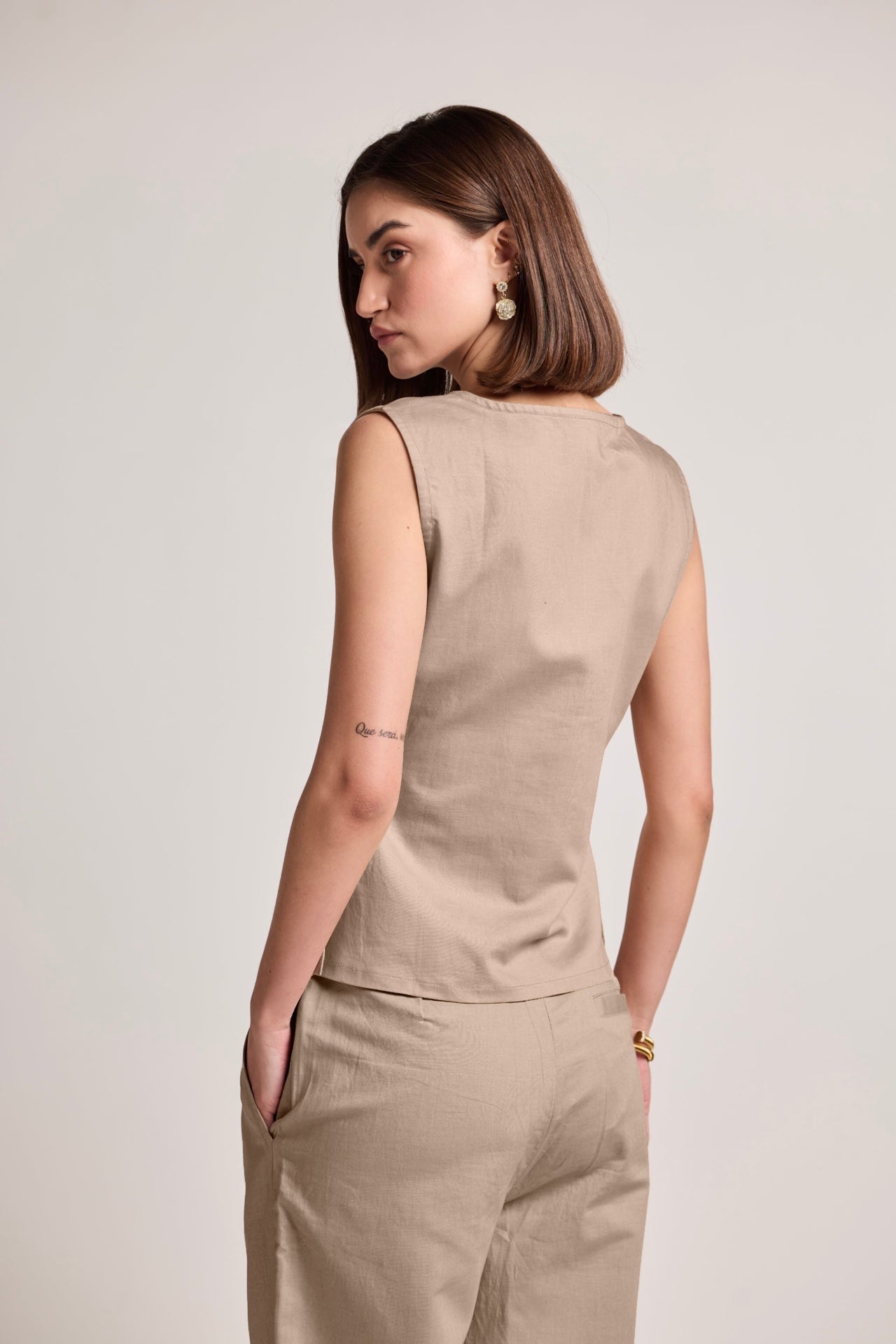 Beige Buttoned Cotton Linen Waistcoat